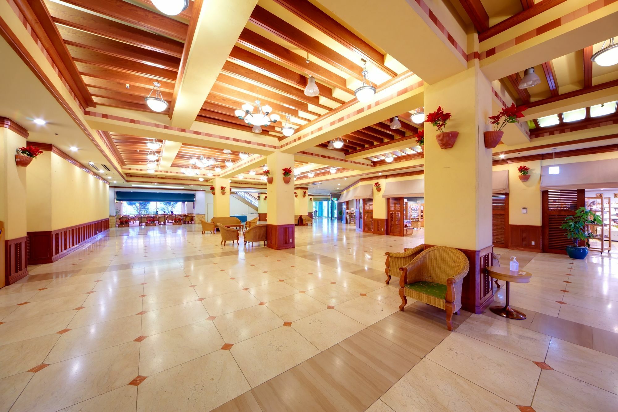 Pacific Hotel Okinawa Наха Экстерьер фото